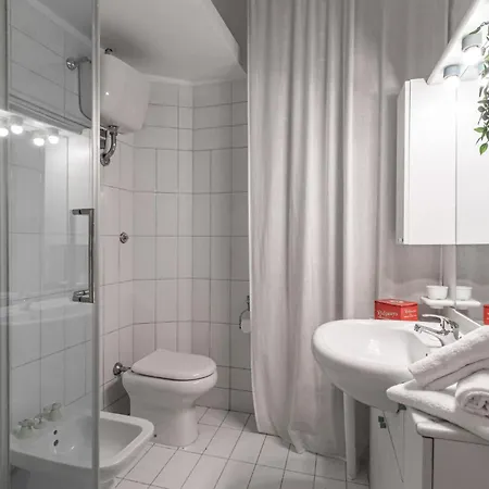 Apartment San Giovanni Metro A Cozy Wifi Ac *